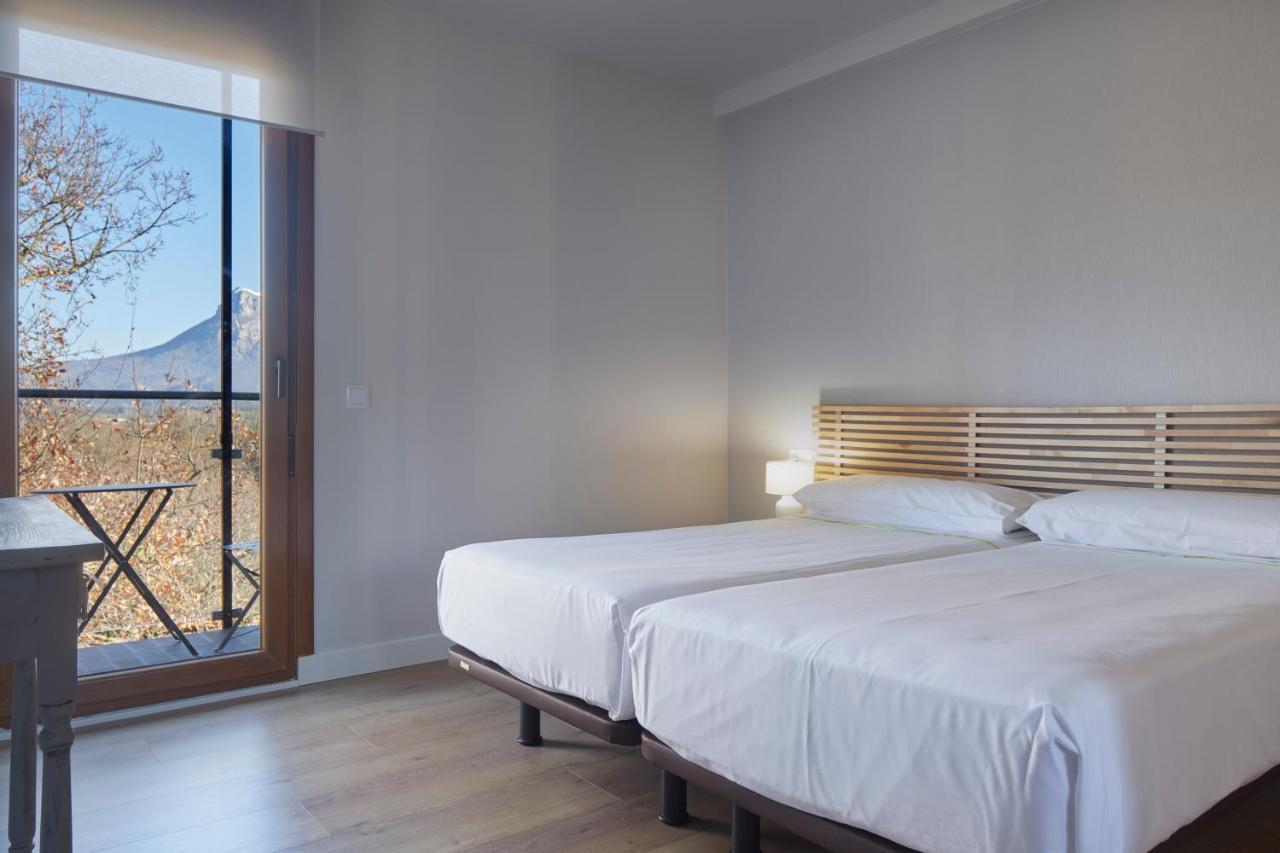 Hostal Rural Aritzalko Echarri-Aranaz Buitenkant foto