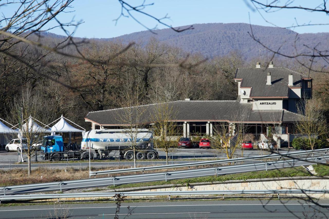 Hostal Rural Aritzalko Echarri-Aranaz Buitenkant foto
